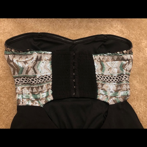 Strapless Forever 21 dress sequin tribal and black - Picture 5 of 5